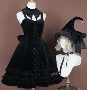 Tips for accessorizing an outfit that can help you attain your fashion