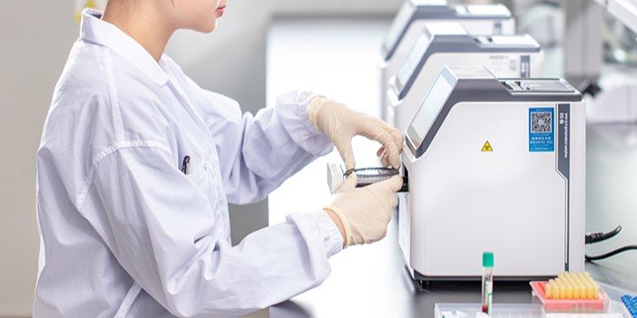 Dry Biochemistry Analyzer: The Latest in Lab Equipment Technology