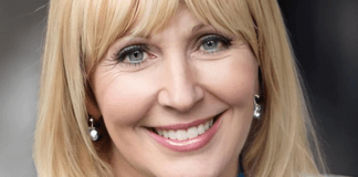 What Are The Various Wig-Wearing Tips For A Short Blonde Wig?